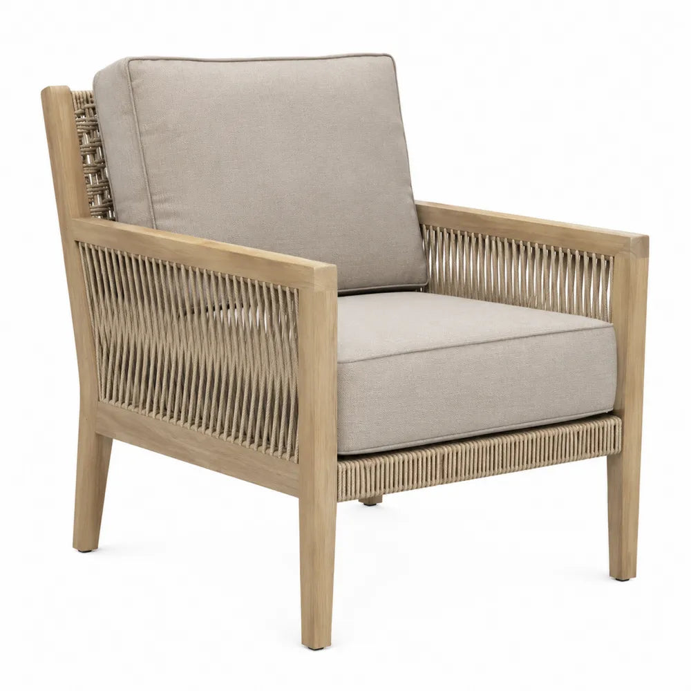 Poltrona da esterno in legno e corda con cuscini beige